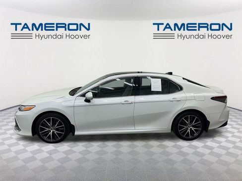 Used 2024 Toyota Camry XLE w/ Navigation Package AWD/4WD image 2