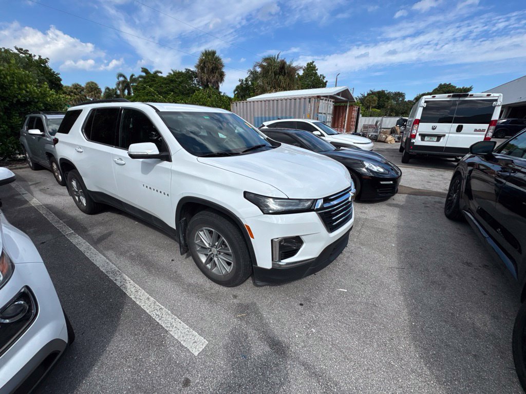 Used 2022 Chevrolet Traverse LT FWD image 8