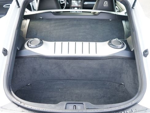 Used 2018 Porsche 718 Cayman Base image 10