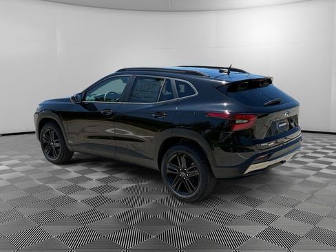 New 2026 Chevrolet Trax ACTIV w/ Driver Confidence Package FWD image 3