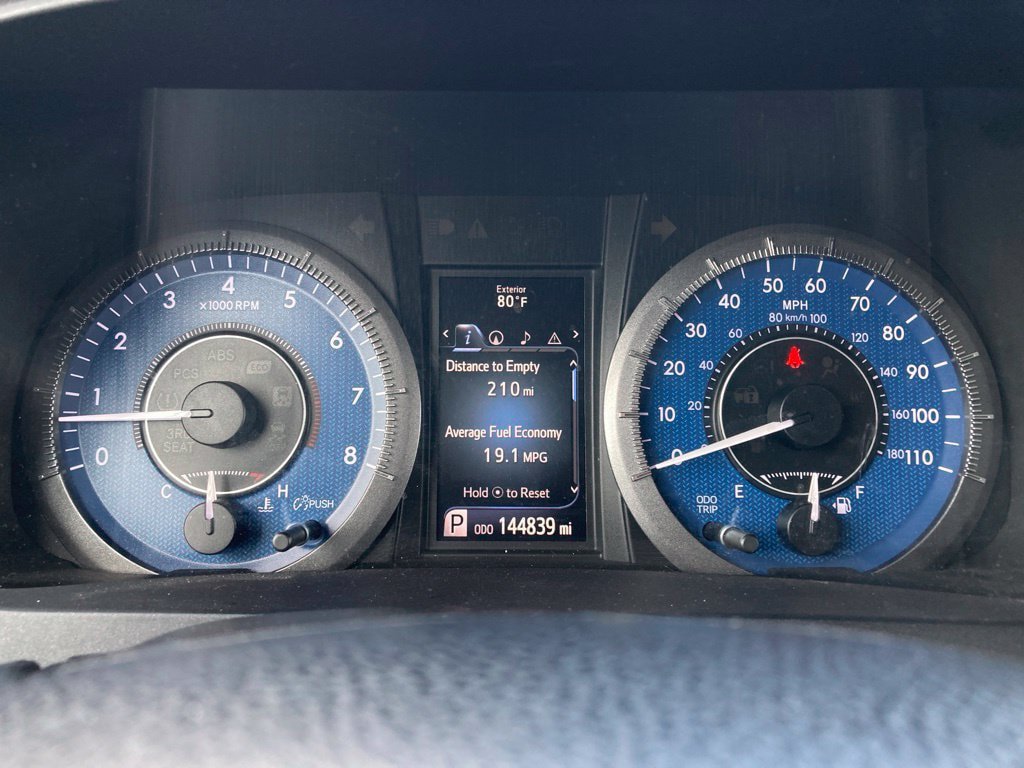 Used 2015 Toyota Sienna XLE Premium FWD image 16