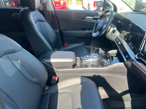 Certified 2023 Kia Sportage EX AWD/4WD image 20