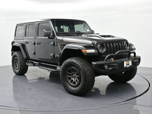 Used 2023 Jeep Wrangler Unlimited Rubicon 392 AWD/4WD image 3