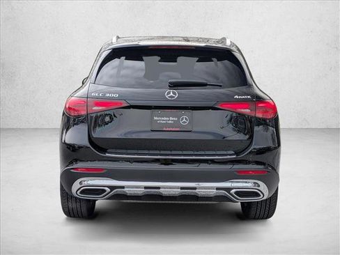 Certified 2025 Mercedes-Benz GLC 300 4MATIC image 7