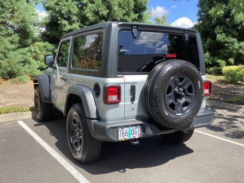Used 2024 Jeep Wrangler Sport AWD/4WD image 10