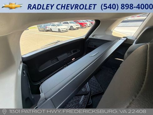 Used 2024 Volkswagen Tiguan SE w/ Panoramic Sunroof Package AWD/4WD image 12