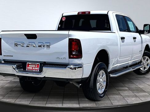 Used 2026 RAM 2500 Big Horn AWD/4WD image 22