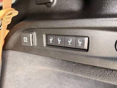 Used 2023 Jeep Grand Cherokee L Summit w/ High Altitude Package image 42