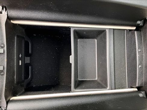 Certified 2024 Mercedes-Benz GLE 450 4MATIC image 26