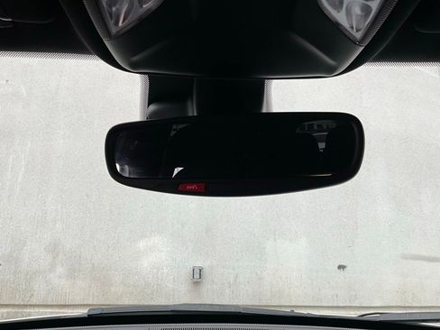 Used 2025 Jeep Compass Latitude image 17