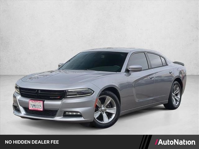Used 2017 Dodge Charger SXT RWD image 1