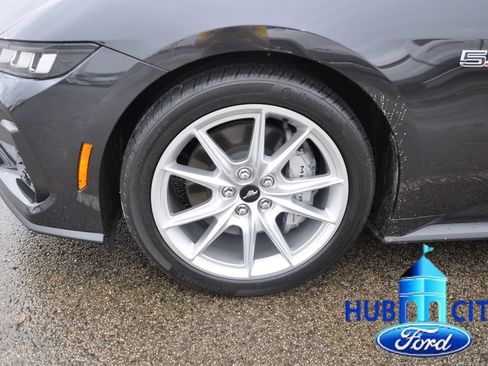 Used 2024 Ford Mustang GT Premium RWD image 9