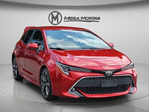 Used 2019 Toyota Corolla XSE FWD image 11