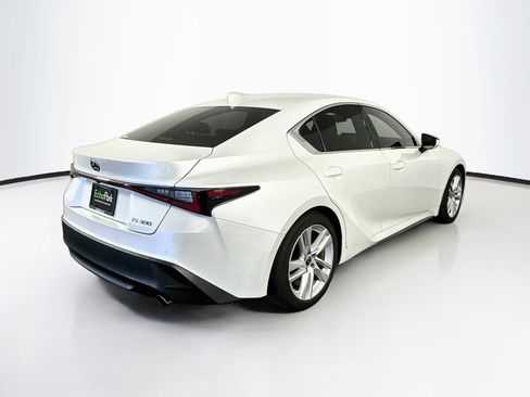 Used 2024 Lexus IS 300 w/ Comfort Package RWD image 9