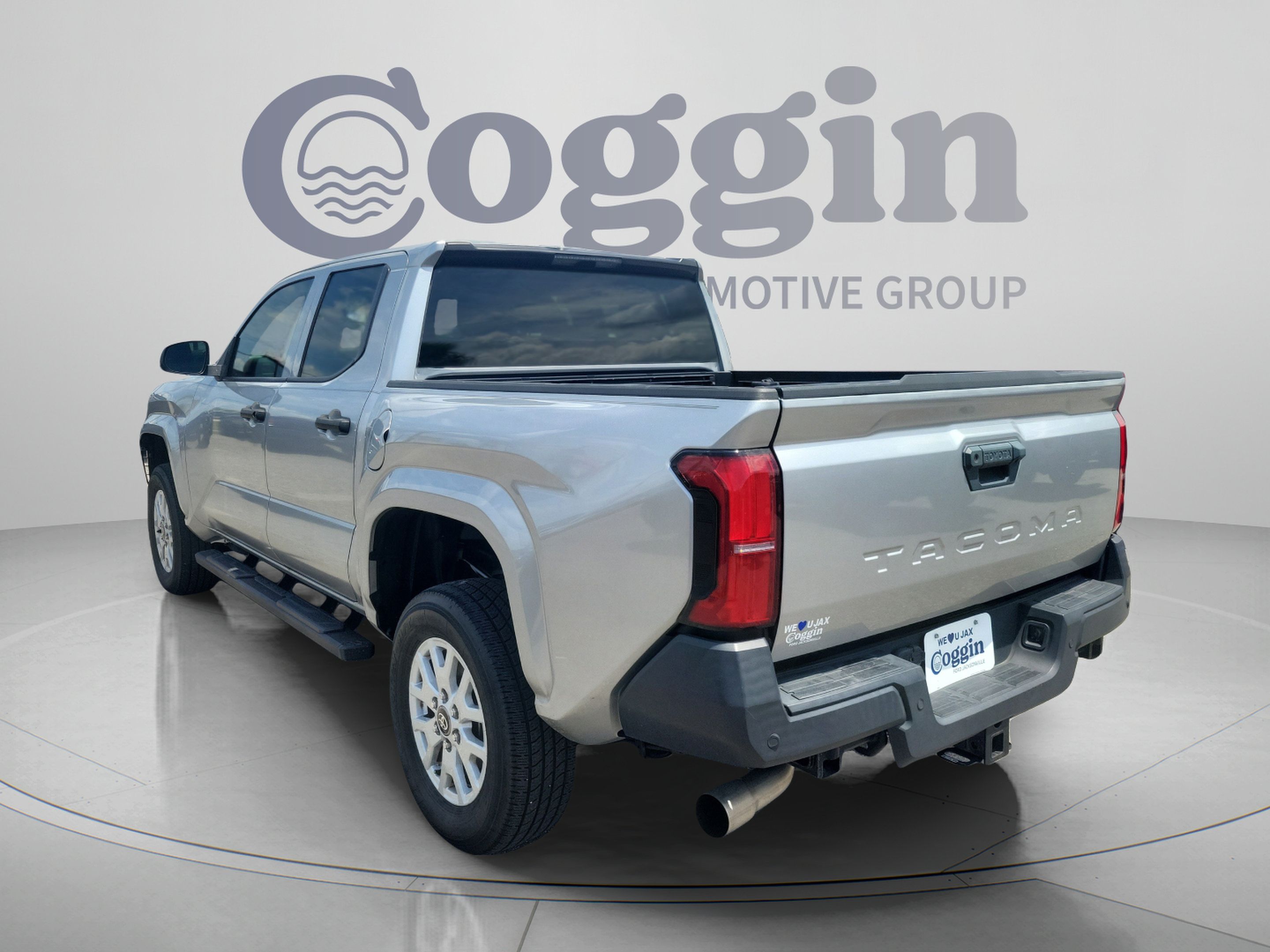 Used 2024 Toyota Tacoma SR w/ SR Upgrade Package RWD image 2