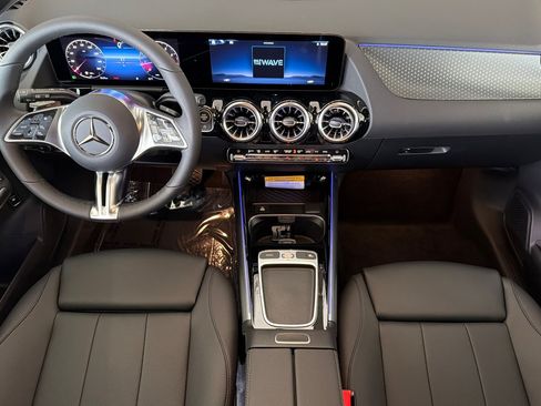 New 2026 Mercedes-Benz GLA 250 image 12