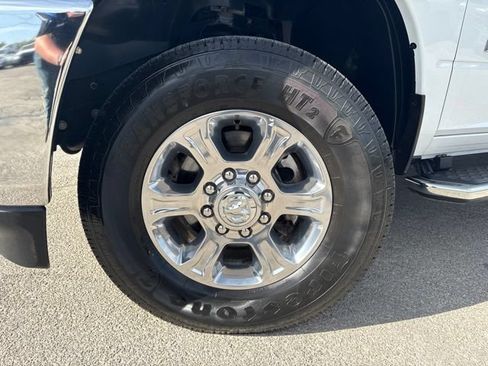 Used 2024 RAM 3500 Big Horn AWD/4WD image 10