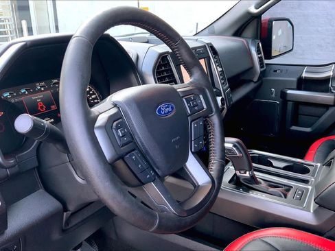 Used 2019 Ford F150 Lariat w/ Equipment Group 502A Luxury image 15