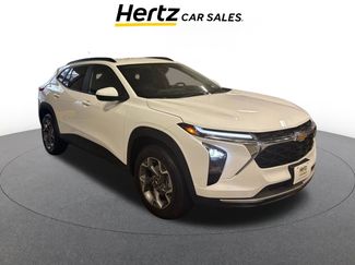 Used 2025 Chevrolet Trax LT video 1