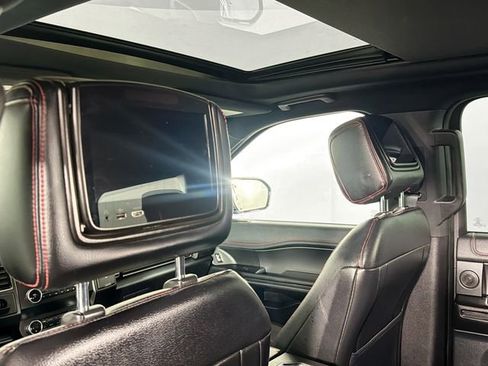 Used 2019 Ford Expedition Limited w/ Equipment Group 303A image 27