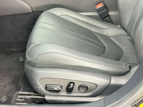 Used 2022 Lexus ES 350 F Sport w/ Accessory Package FWD image 13