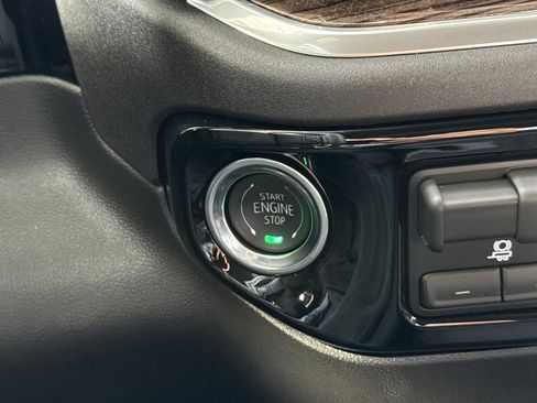 New 2026 GMC Sierra 1500 Elevation image 23