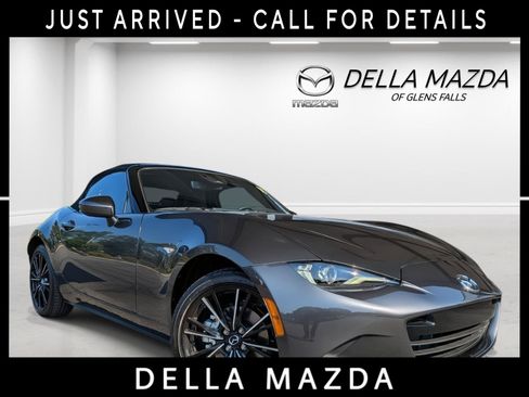 Certified 2025 MAZDA MX-5 Miata Grand Touring RWD image 1