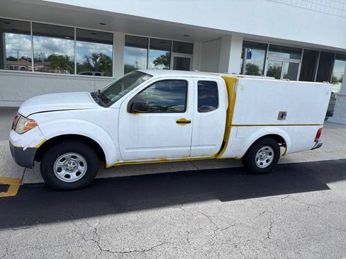Used 2013 Nissan Frontier S RWD image 1