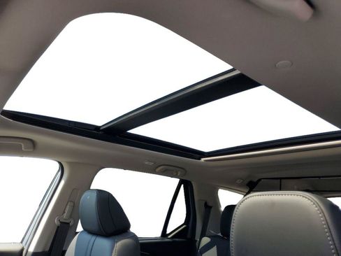 New 2026 Honda Pilot Touring image 14