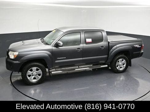 Used 2013 Toyota Tacoma PreRunner w/ TRD Sport Pkg RWD image 24
