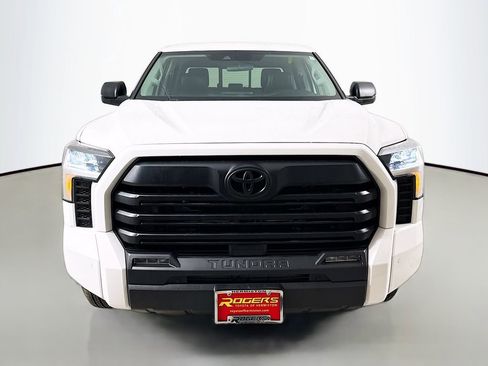 Used 2023 Toyota Tundra SR5 w/ SR5 Premium Package image 2