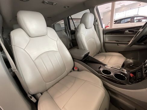 Used 2016 Buick Enclave Leather w/ Trailering Package image 18