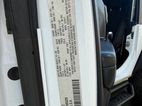 Used 2021 Jeep Wrangler Sport AWD/4WD image 17