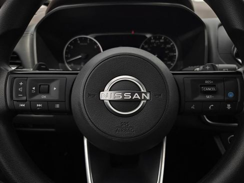Certified 2023 Nissan Rogue SV FWD image 24