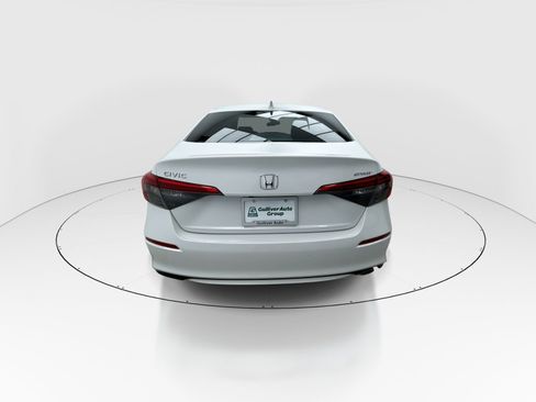 Used 2023 Honda Civic Sport image 7