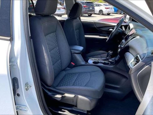 Used 2019 Chevrolet Equinox LT AWD/4WD image 6