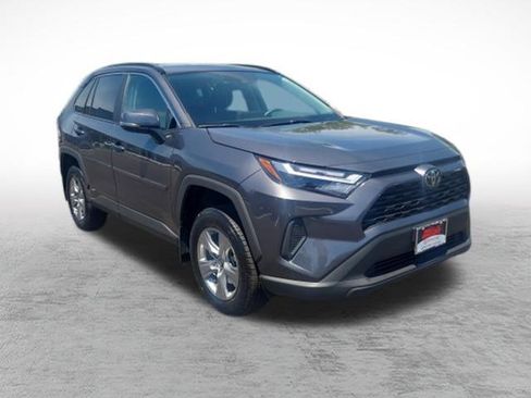 Certified 2025 Toyota RAV4 XLE AWD/4WD image 3