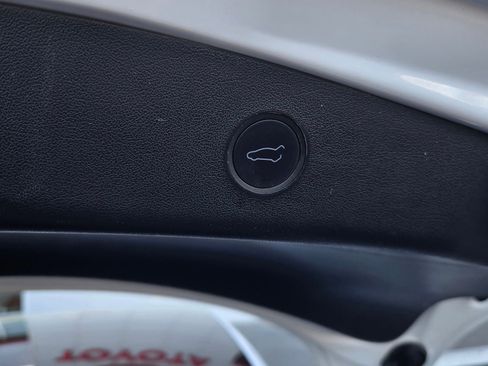 Used 2022 Tesla Model 3 Performance AWD/4WD image 21