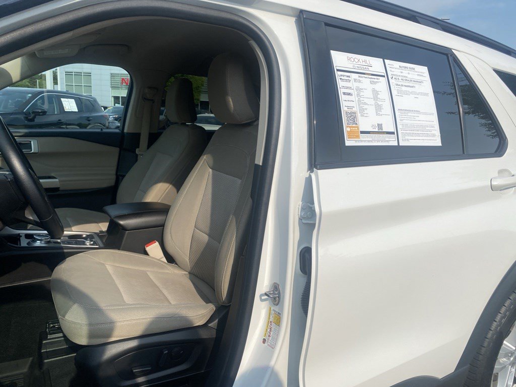 Used 2022 Ford Explorer XLT w/ Class IV Trailer Tow Package AWD/4WD image 12