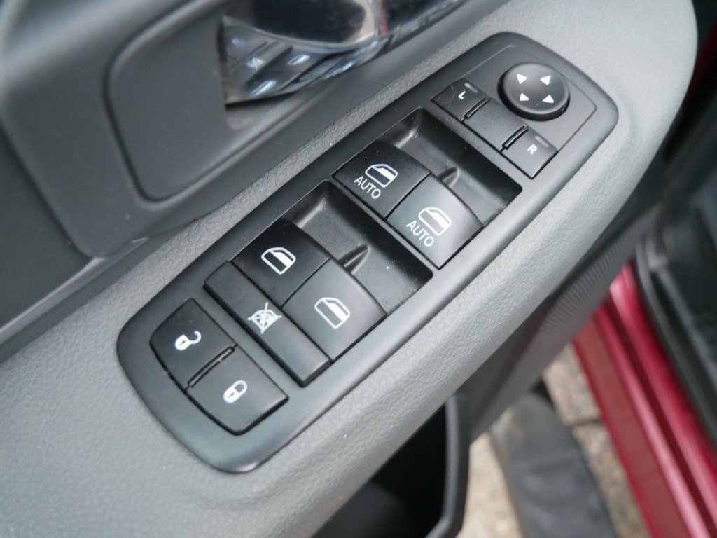 Used 2020 RAM 1500 Warlock w/ Electronics Group AWD/4WD image 13