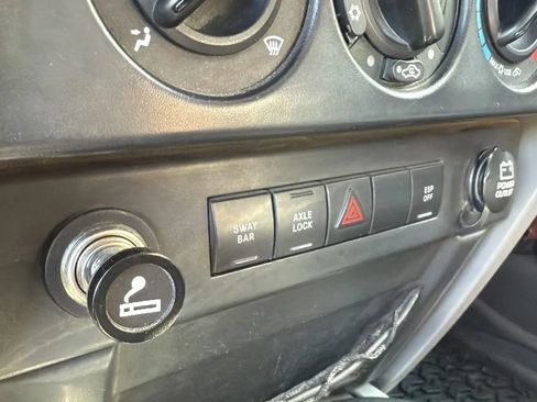 Used 2009 Jeep Wrangler Rubicon w/ Trailer Tow Group AWD/4WD image 19