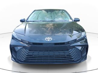 Used 2025 Toyota Camry LE w/ Convenience Package FWD video 2