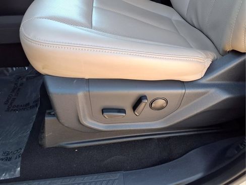 Used 2024 Ford Expedition Max XLT RWD image 22