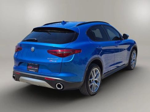 Used 2019 Alfa Romeo Stelvio Ti Sport w/ Quick Order Package 22S Sport AWD/4WD image 5