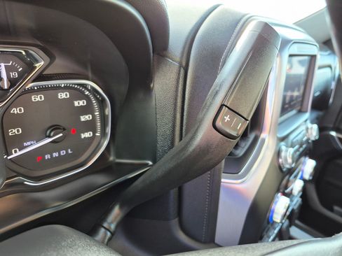 Used 2020 GMC Sierra 1500 SLT w/ SLT Premium Plus Package AWD/4WD image 28