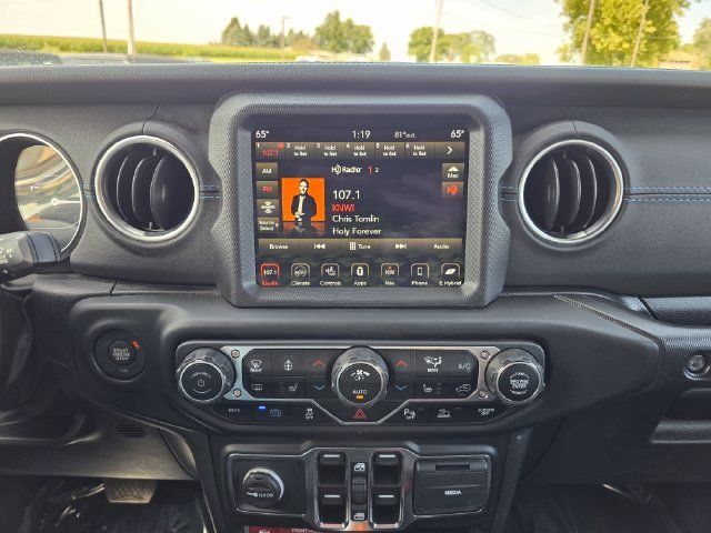 Used 2022 Jeep Wrangler Unlimited Rubicon 4xe w/ Cold Weather Group AWD/4WD image 37