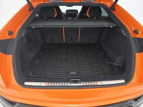 Used 2022 Lamborghini Urus image 18