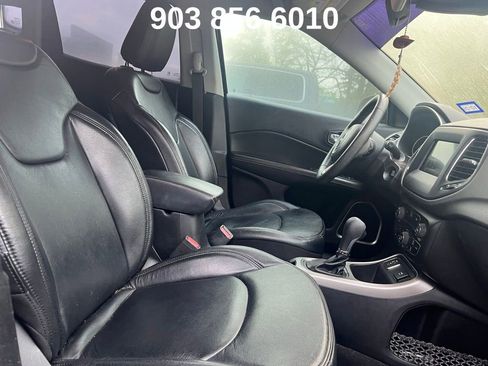 Used 2021 Jeep Compass Sport w/ Mopar Graphics Package image 3