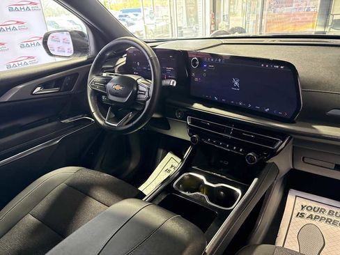 Used 2026 Chevrolet Traverse LT image 46