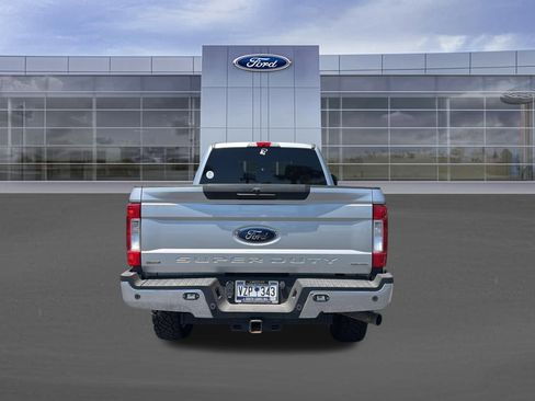 Used 2017 Ford F250 XLT w/ XLT Value Package AWD/4WD image 8